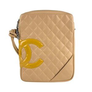 CHANEL Cream Leather Shoulder Bag